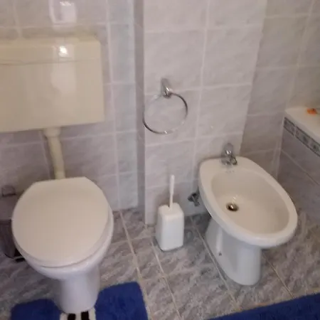 Apartamento Bernie 2 *